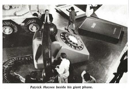 Steed with phone